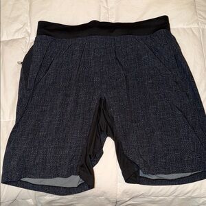 Men's Lululemon Black and Blue Lined-Shorts